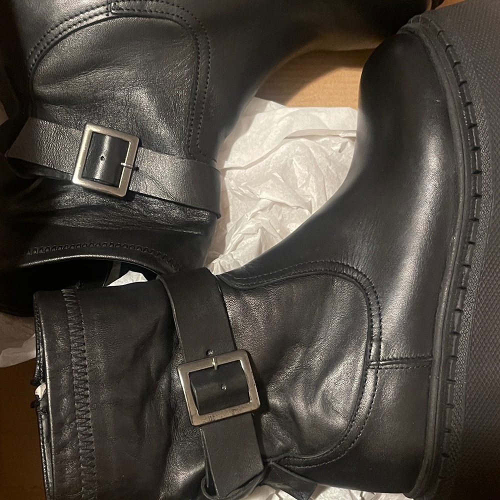 Steve Madden Black Leather Platform Boots